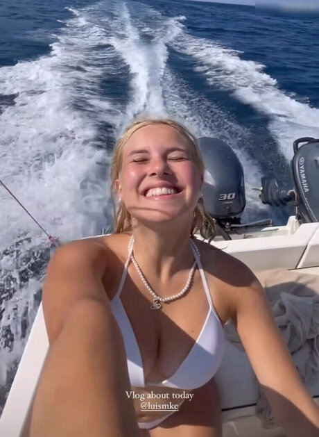 Itsmisabell セックス女優 画像