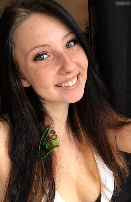 大きな黒いお尻のオンリーファンズ エロ ギャラリー