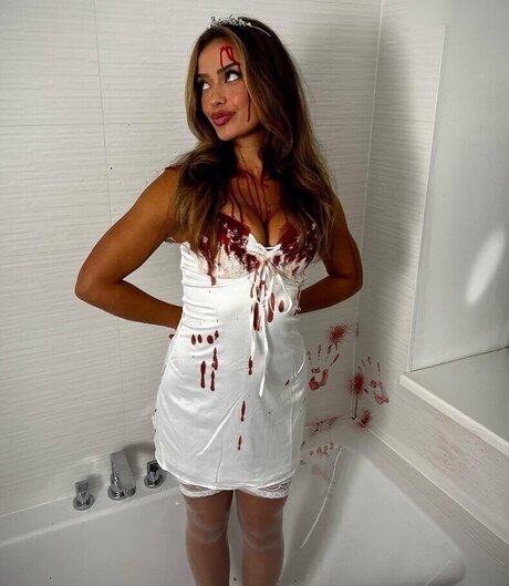 黒檀の指入れオンリーファンズ ホットポルノ 写真