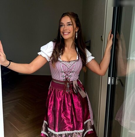 アマチュアペッギングオンリーファンズ セクシーxxx 画像