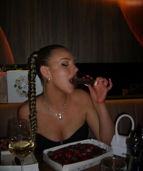 Michelle Knaub ポルノスター 素敵 写真