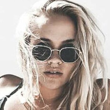 Juultje Tieleman ポルノモデル 写真