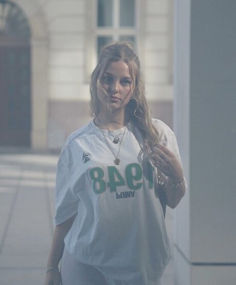 _marie lbs セックスモデル 画像