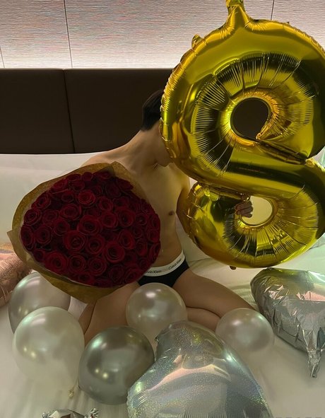 ted55155 アダルトスター 写真