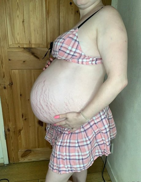 ティーンレズビアンオンリーファンズ HD ギャラリー