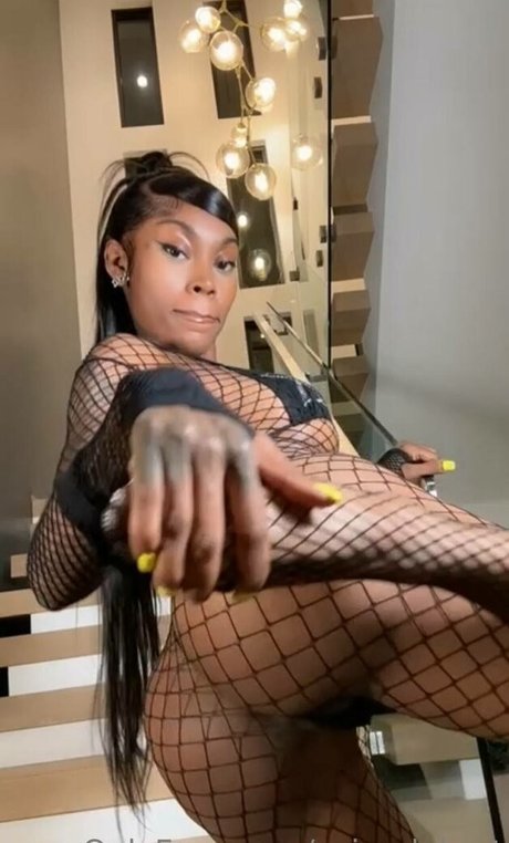 Asian Doll スター 写真