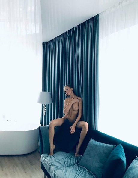 Kisa4579 アートモデル 画像