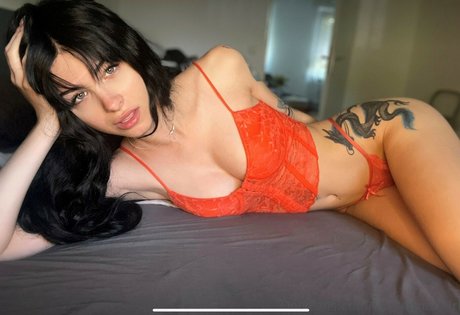 フィーディーオンリーファン ポルノ 画像