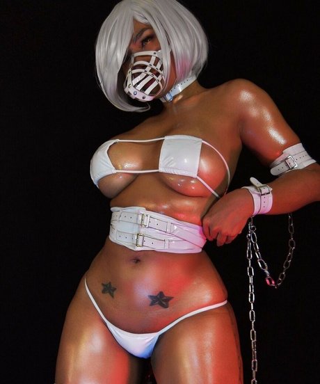 アジアの無料オンリーファンズ 可愛い 画像