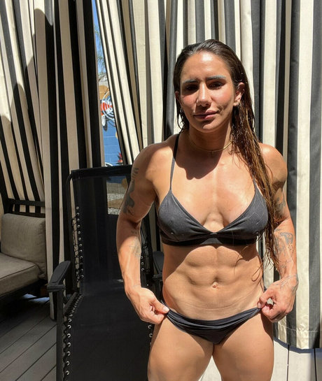 Stefi Cohen 無料女優 ギャラリー