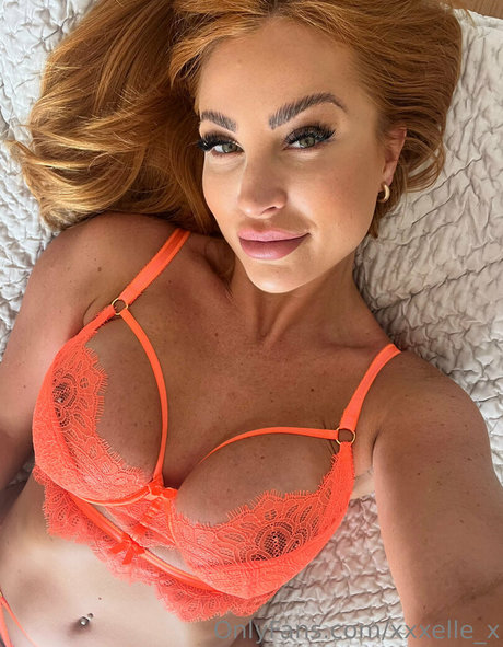 xxxelle x ポルノスター xxx 画像