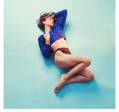 Ariana Basseri セックス女優 写真