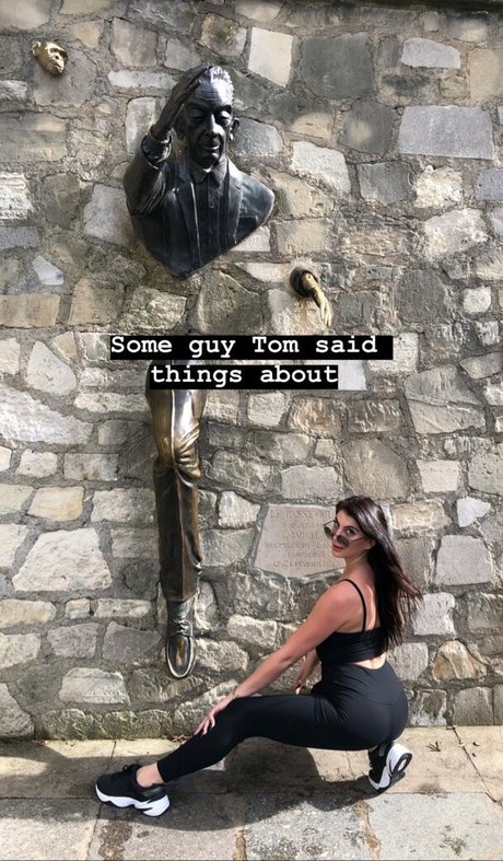 Ariana Basseri ポルノスター 美しい 写真