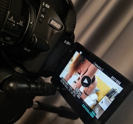 タンオンリーファン セクシーxxx 写真