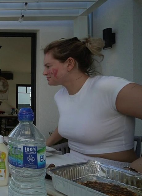 Maren Wolf ポルノモデル 写真