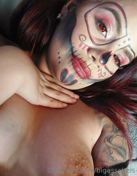 ニューハーフオンリーファン ホットヌード ギャラリー