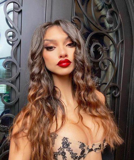 Chanel Margaux スター ヌード 画像