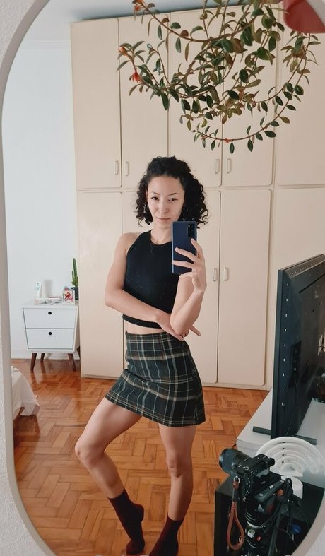 ぽっちゃりティーンオンリーファンズ セクシー裸 写真