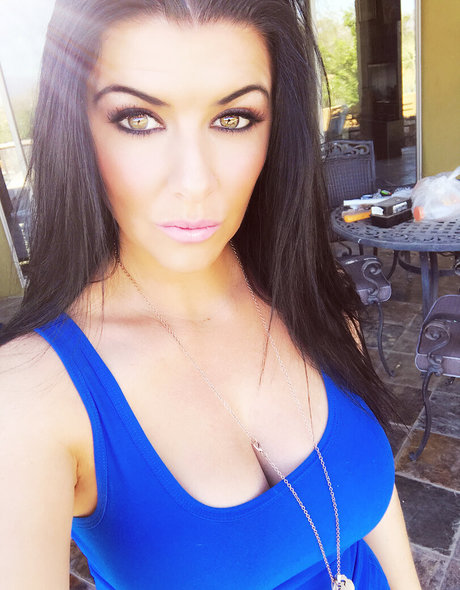 tarynthomas HDポルノスター アーカイブ