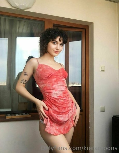 最もホットなティーンオンリーファン ホットヌード ギャラリー