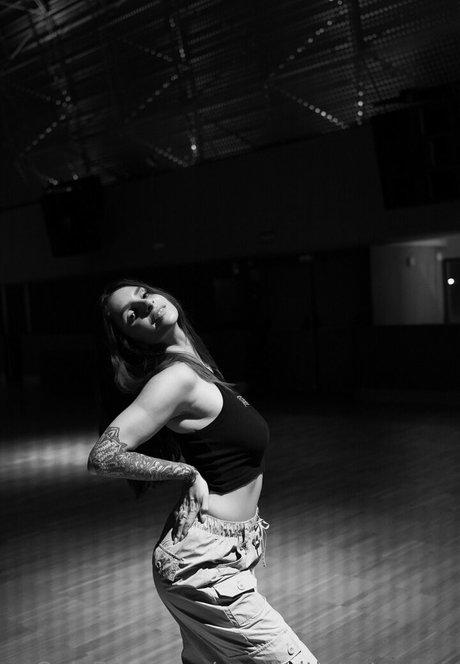 goodwithmytongue ポルノスター アダルト アーカイブ