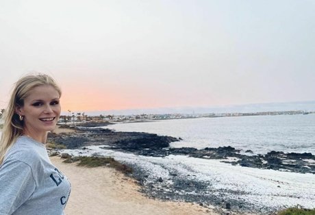 大きな乳輪 オンリーファンズ エロ 写真