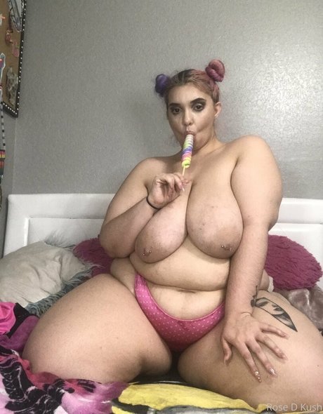 金髪オナニーオンリーファンズ 美しい裸 画像