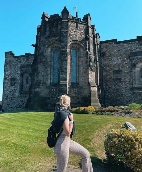 巨乳熟女オンリーファンズ ヌード アーカイブ