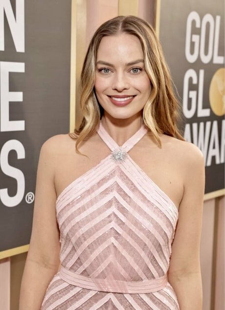 Margot Robbie 素敵なモデル 写真