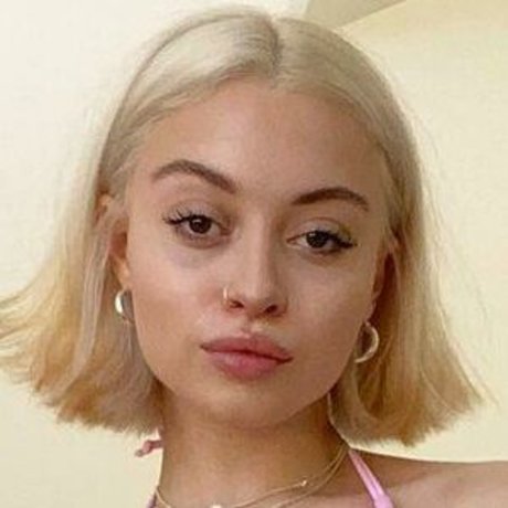 Vivica Santiago 無料モデル 写真