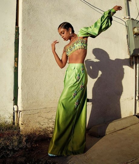 ジンジャーティーンオンリーファンズ アダルト 写真