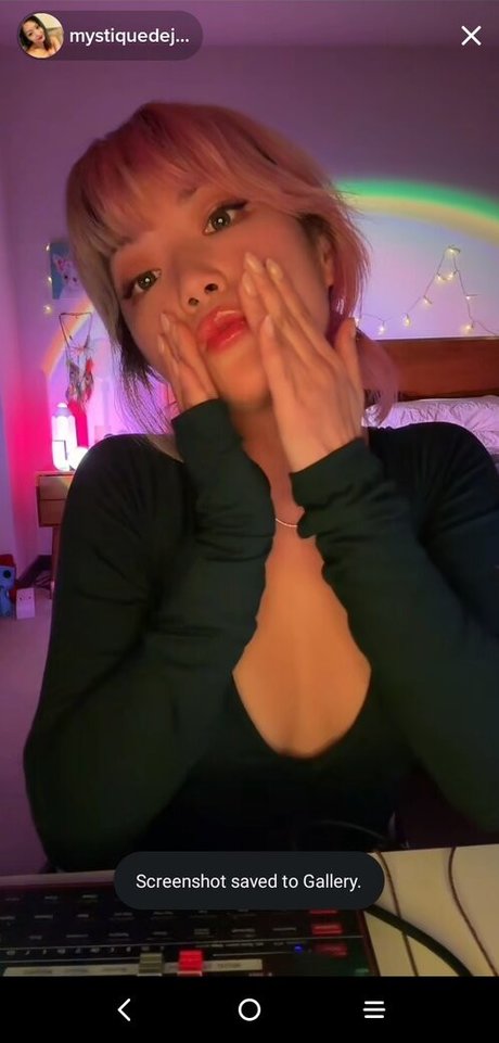 Mystiquede セクシーモデル 写真