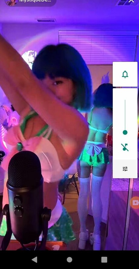 Mystiquede 独占ポルノスター 画像