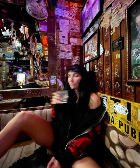 赤毛の痩せたオンリーファンズ 美しい裸 ギャラリー