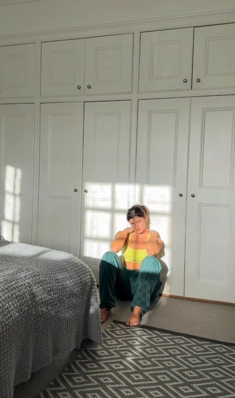 2人のオンリーファンズ セクシーxxx 写真