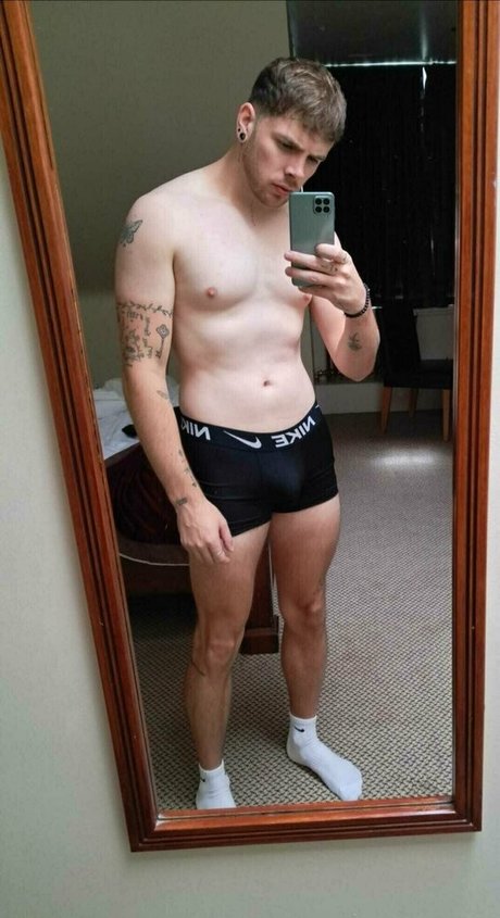 モンスターコックオンリーファンズ エロ 画像