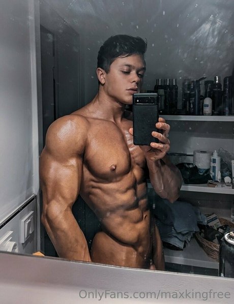 イギリスのおばあちゃんオンリーファンズ ホット 画像