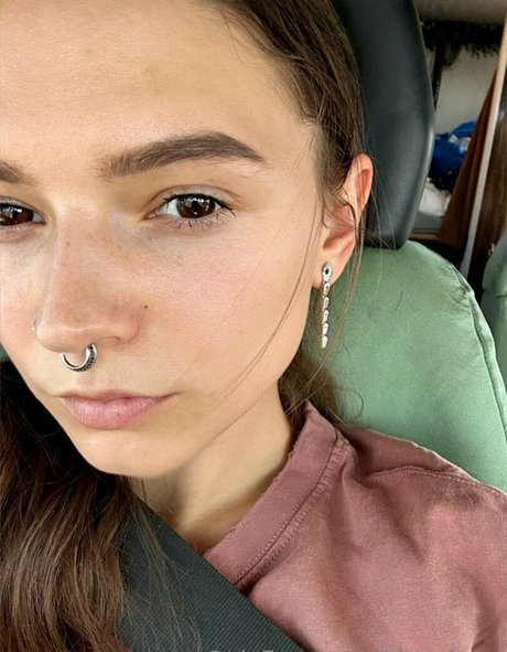 フィットネスコーチオンリーファンズ 無料セクシー ギャラリー