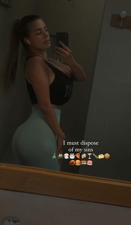 Valentina Di Rocco XXXモデル 写真