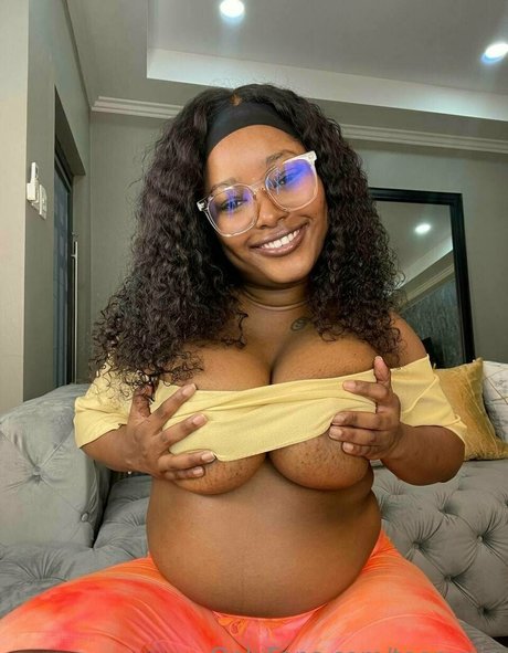 熟女のおまんこオンリーファンズ 無料 写真