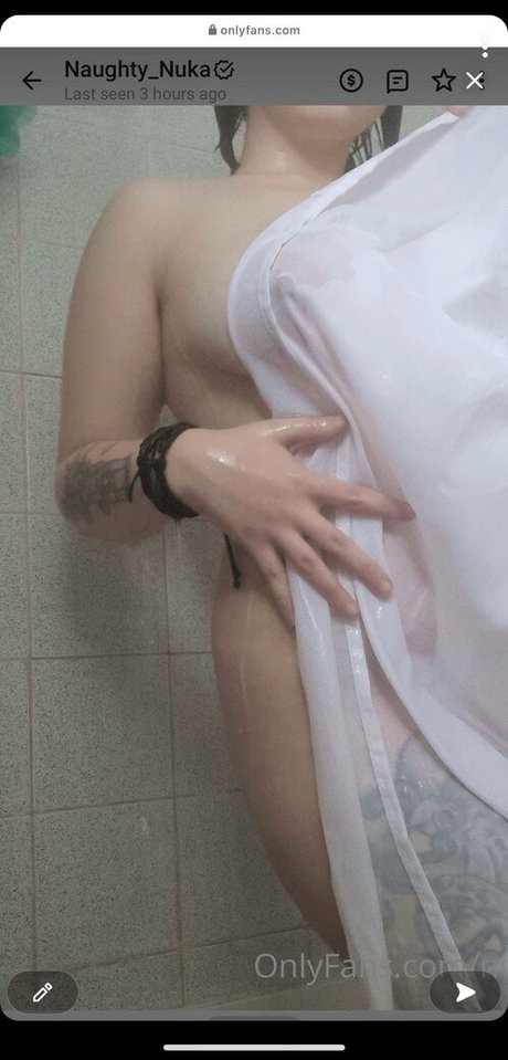 Nuka Zombo xxxモデル 写真