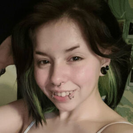 Nuka Zombo 素敵な女優 写真