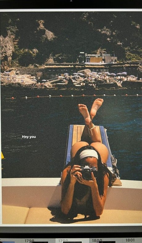 Francesca Pey エロティック女優 アーカイブ