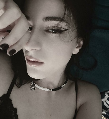 熟女オーガズムオンリーファンズ ホットセックス 写真