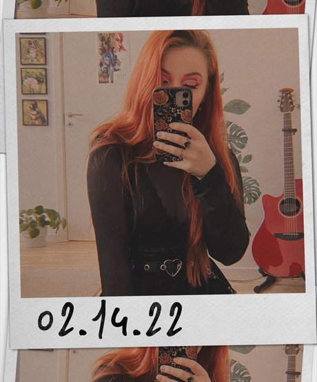 Proxyfox セクシーモデル 写真