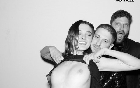 アニメガールズオンリーファン ホットヌード ギャラリー