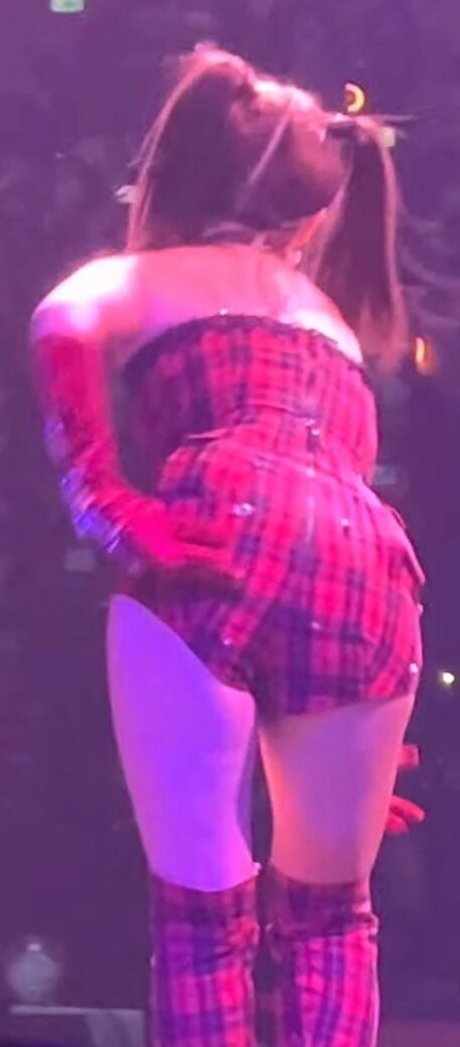 ジンジャーティーンオンリーファンズ エロ 写真