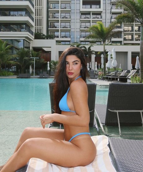 Gabriela Versiani ポルノモデル ギャラリー