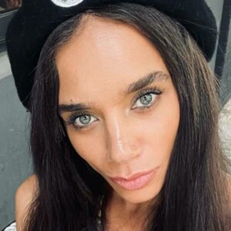 Hannah John Kamen ホットなスター ギャラリー