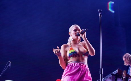 巨尻熟女オンリーファンズ HD 写真